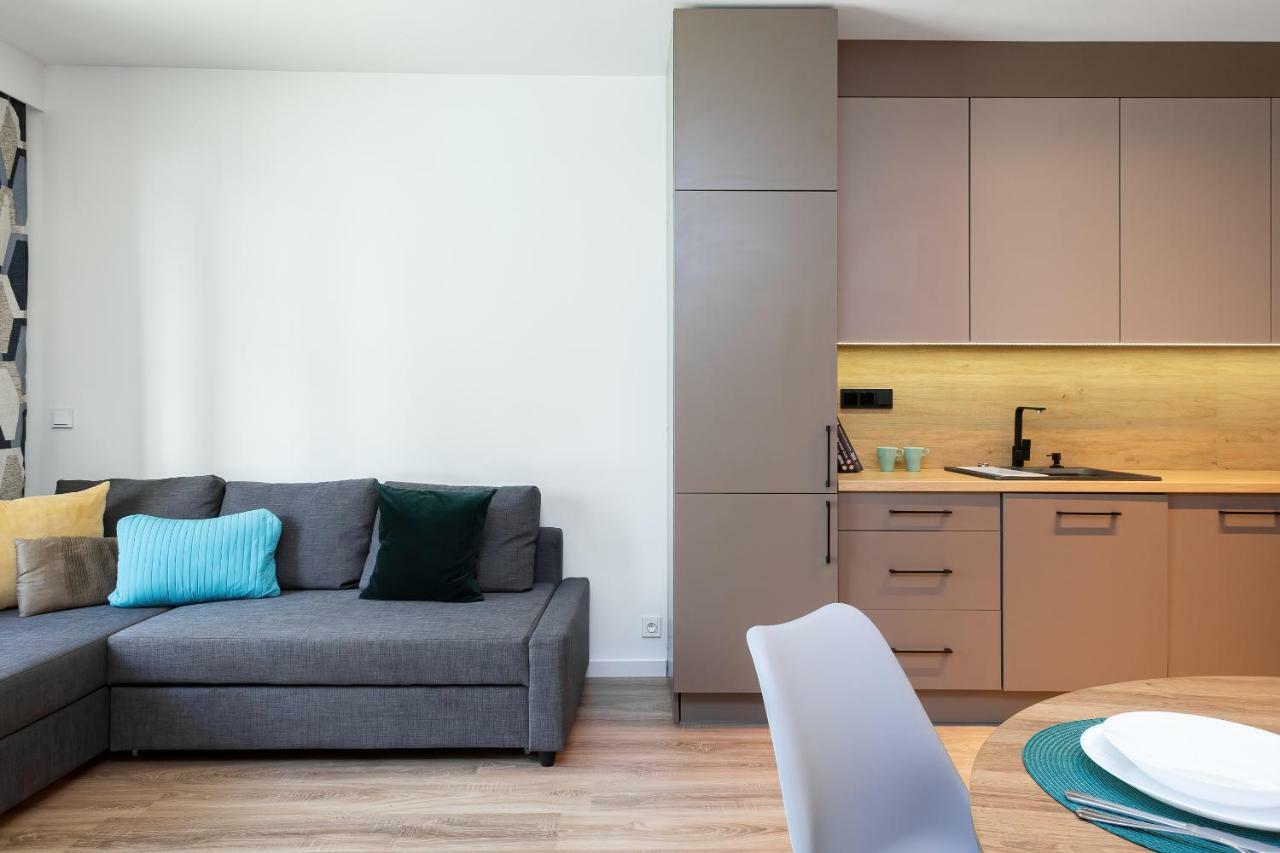 Fort Wola Apartments Warsaw By Noclegi Renters Room photo